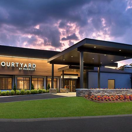 מלון Courtyard By Marriott פוקיפסי מראה חיצוני תמונה