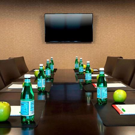 מלון Courtyard By Marriott פוקיפסי מראה חיצוני תמונה