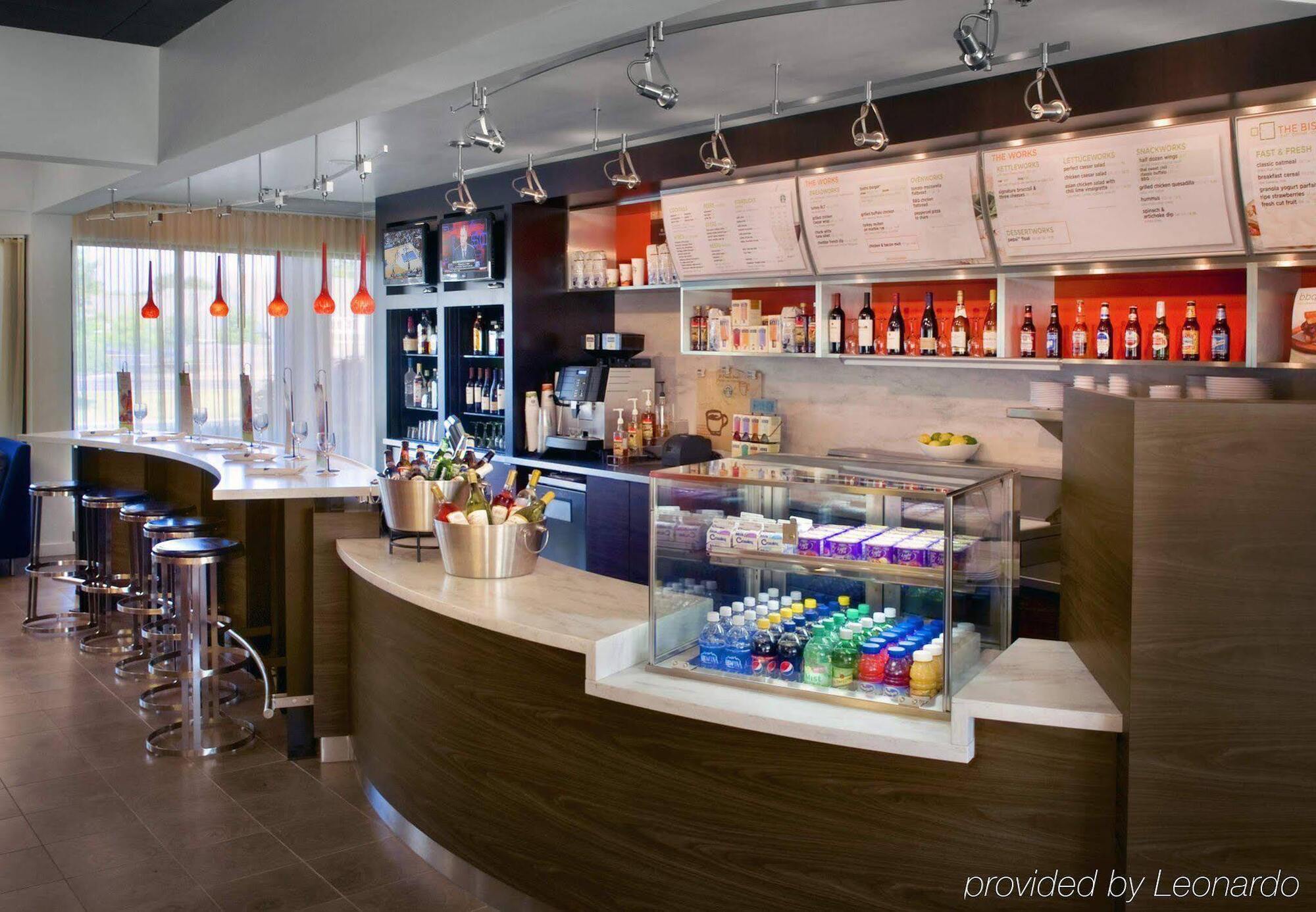 מלון Courtyard By Marriott פוקיפסי מראה חיצוני תמונה